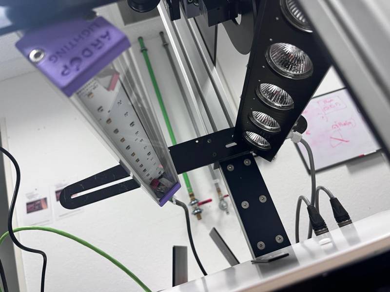 Fluorescence UV - Contrôle qualité renforcé dans l’agroalimentaire et la cosmétique