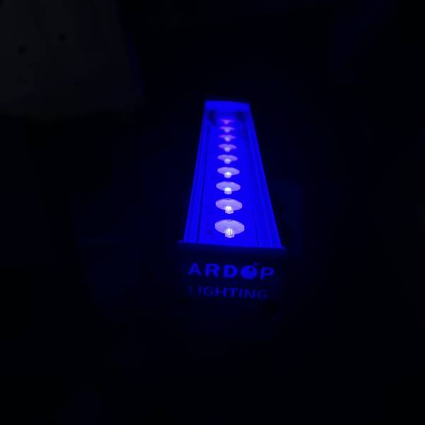 Eclairage à LED UV de 240 à 400nm accordable à Grenoble 