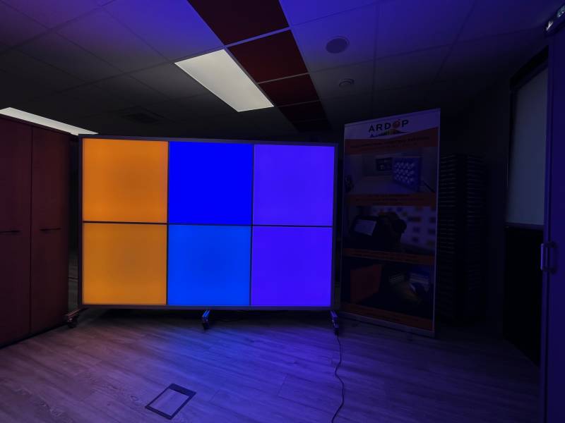 Salle de lumière LED multispectral pour application medicale, cosmétique, matériaux à Paris
