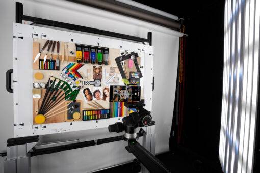 Système d’éclairage multispectral LED haute précision conçu pour DXOMARK – Réalisation ARDOP Lighting