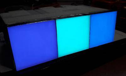 Caisson d'une salle de lumière avec retrofit LED pour révéler signature spectrale des matériaux à Genève